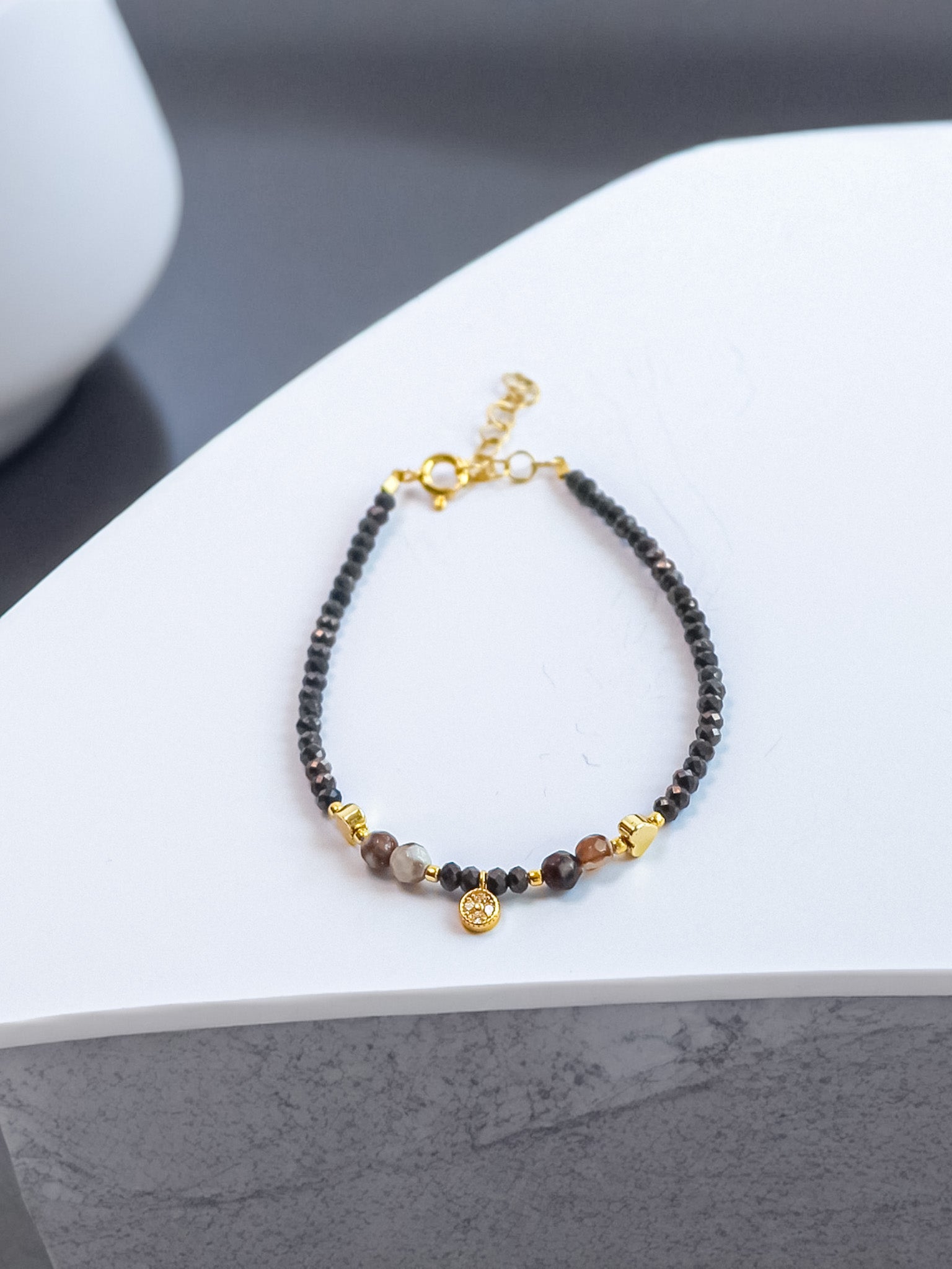 Steinarmband Gelbgold - Nyra - Lovesign - Handmade in Tyrol